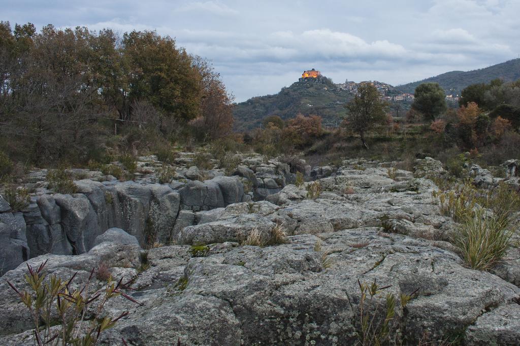 Animosa Suites Castiglione De Sicilia Eksteriør bilde