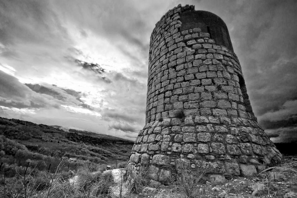 Animosa Suites Castiglione De Sicilia Eksteriør bilde
