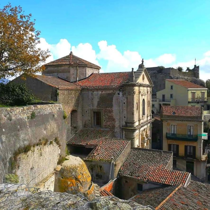 Animosa Suites Castiglione De Sicilia Eksteriør bilde